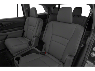 2019 Honda Pilot Touring w/Rear Captain's Chairs