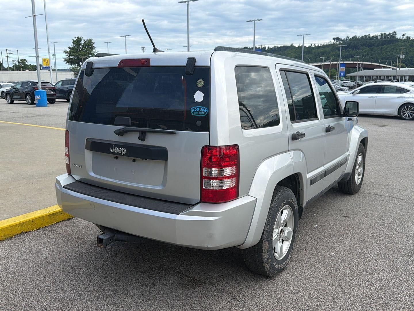 2012 Jeep LIBERTY SUV