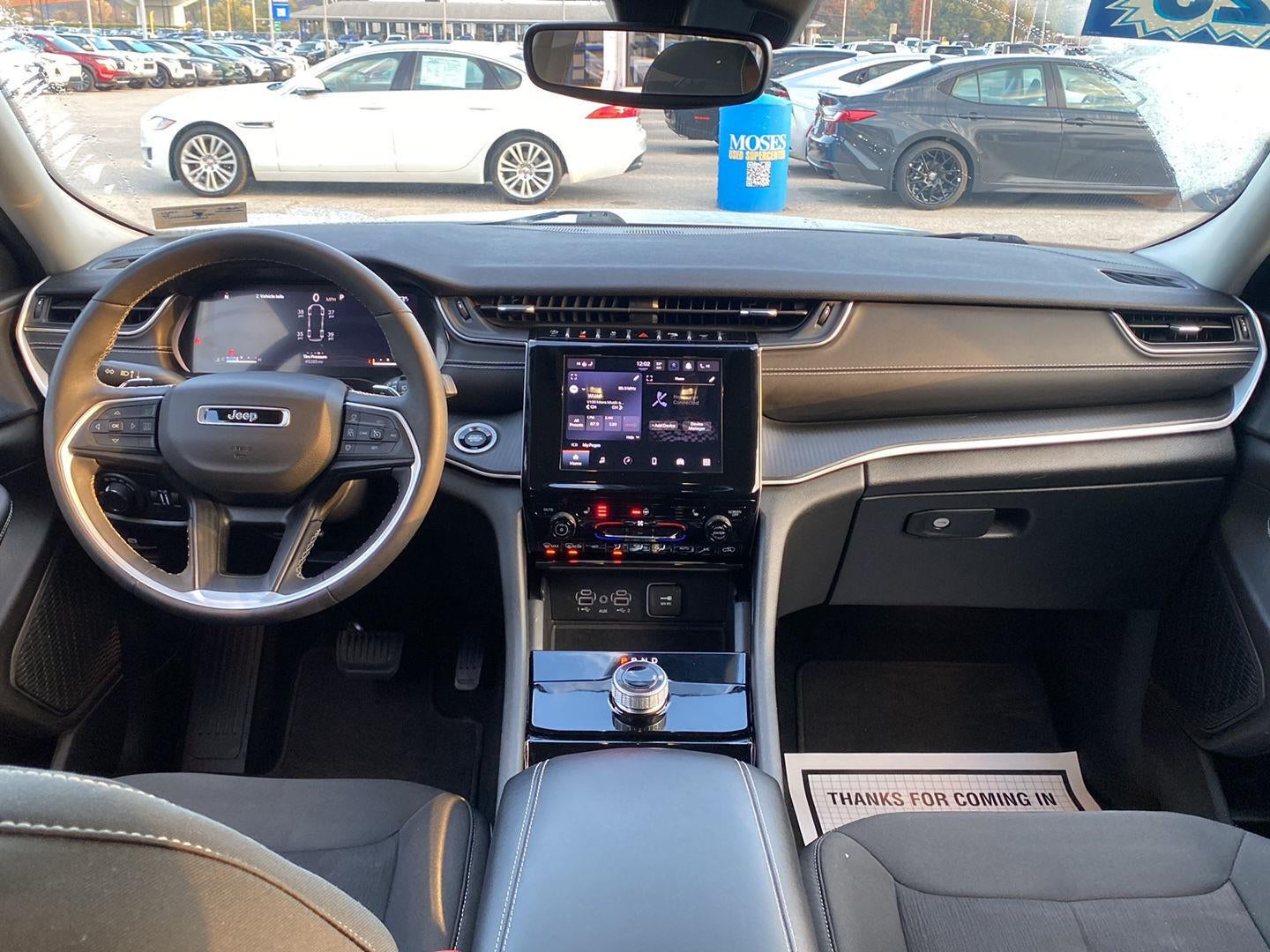 2023 Jeep Grand Cherokee L Laredo
