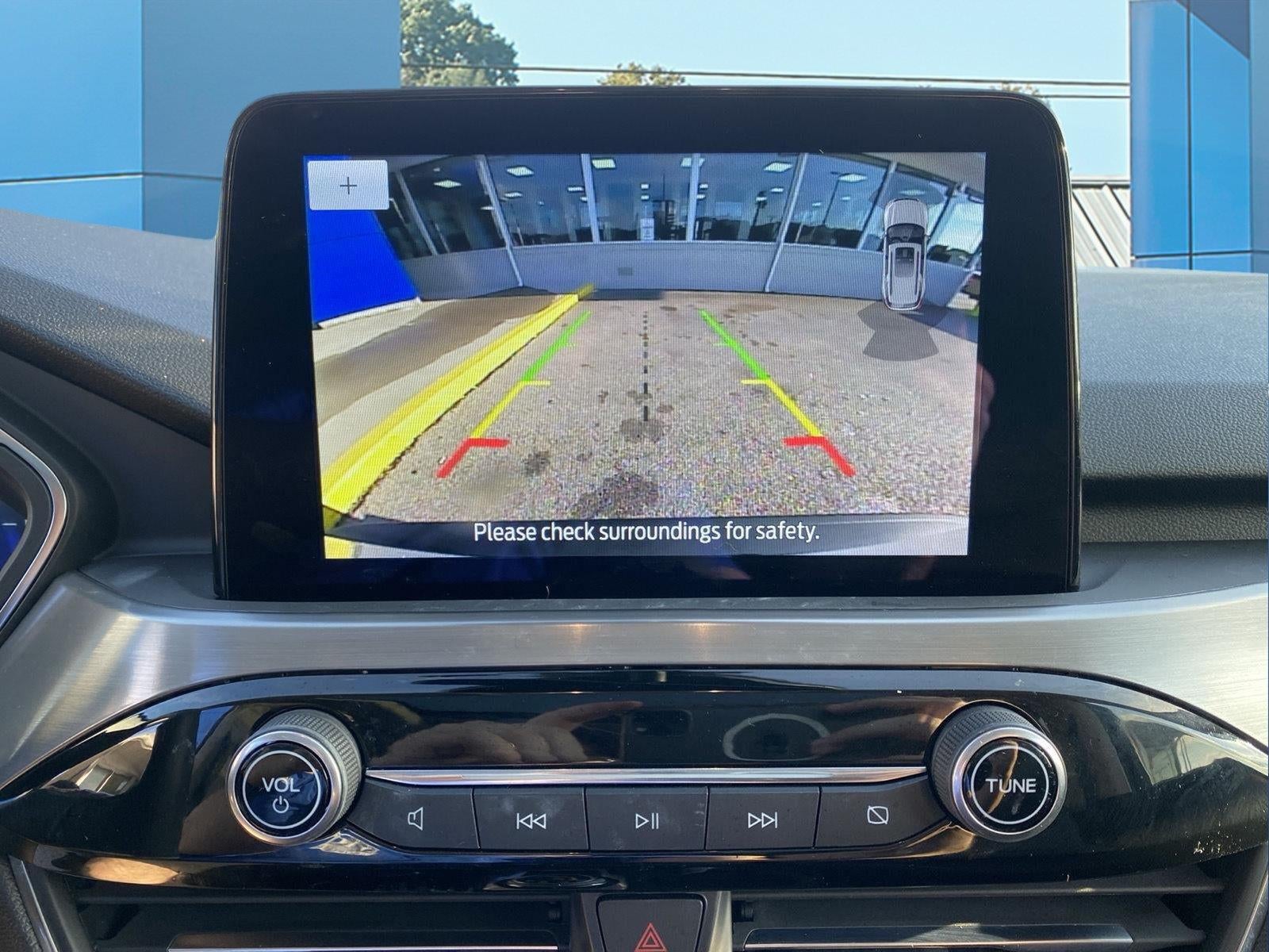 2022 Ford Escape Titanium