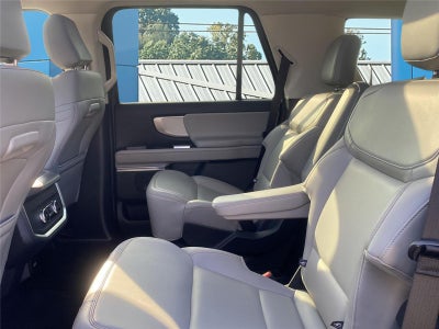 2025 Ford EXPEDITION ACTIVE Base