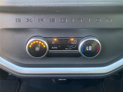 2025 Ford EXPEDITION ACTIVE Base
