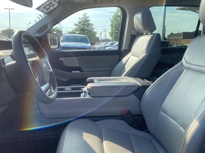 2025 Ford EXPEDITION ACTIVE Base
