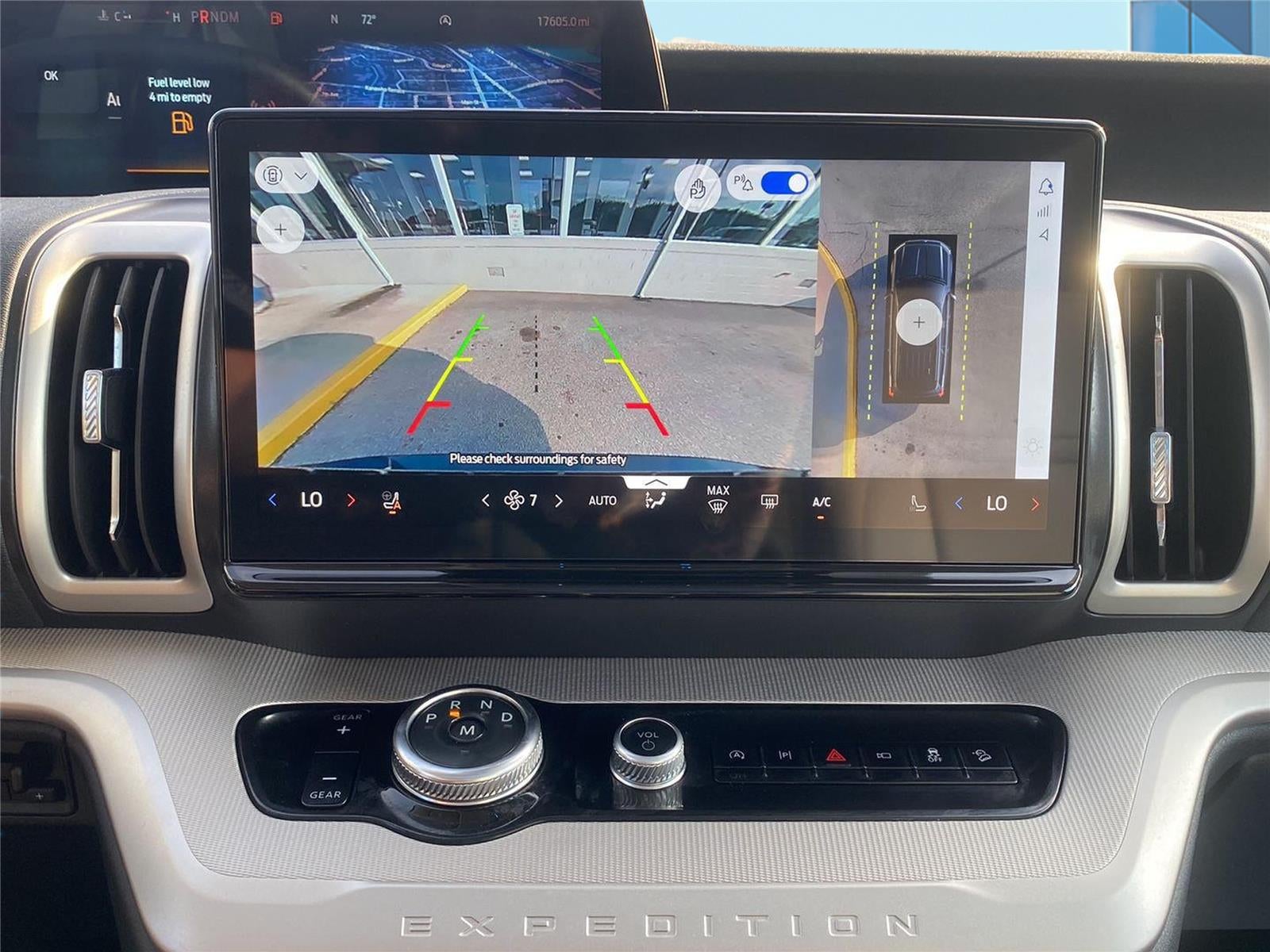 2025 Ford EXPEDITION ACTIVE Base