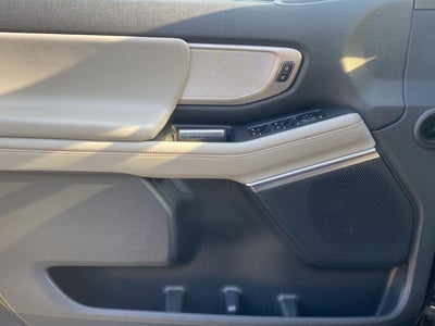 2025 Ford EXPEDITION ACTIVE Base