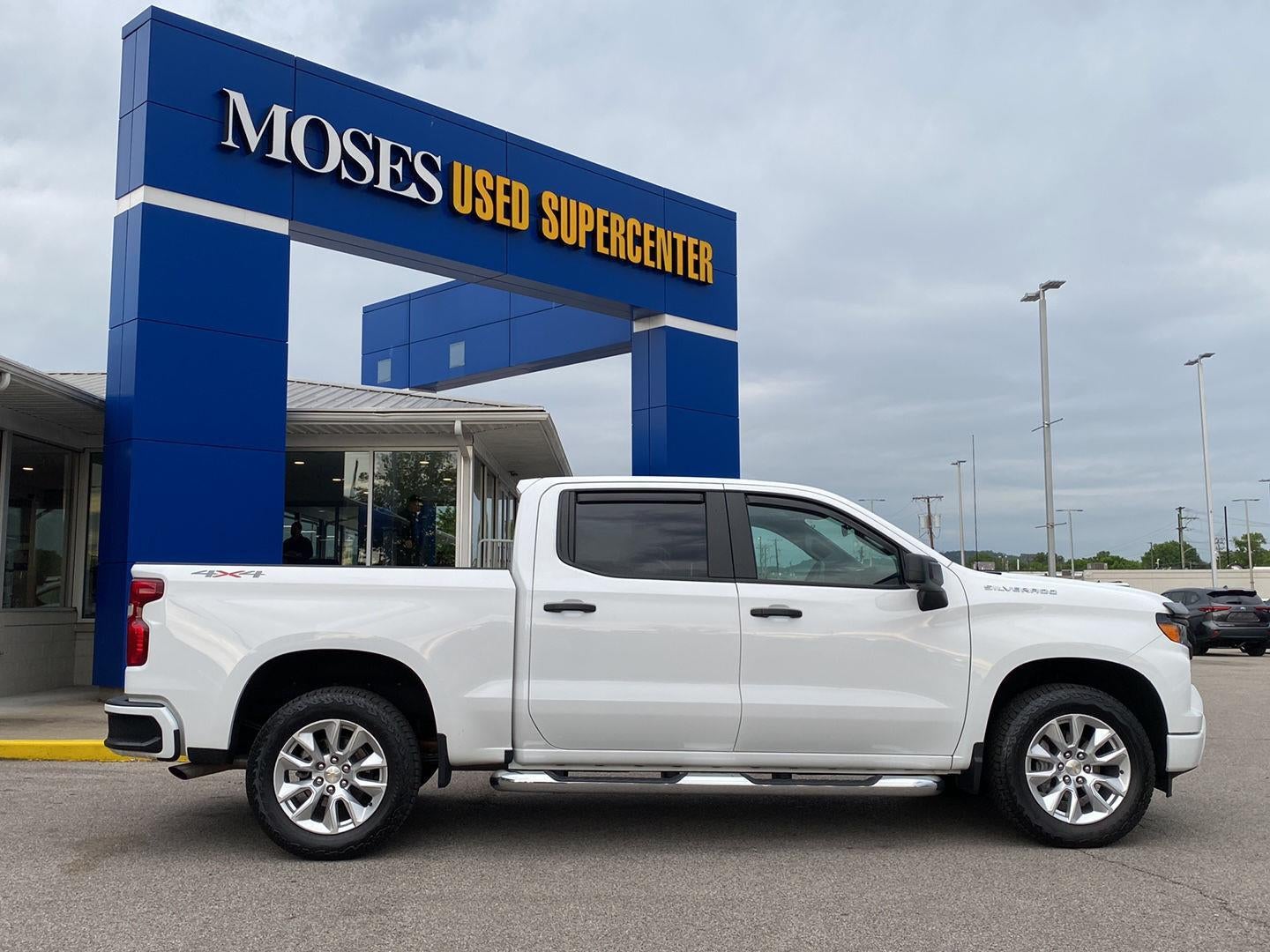 2024 Chevrolet Silverado 1500 Custom