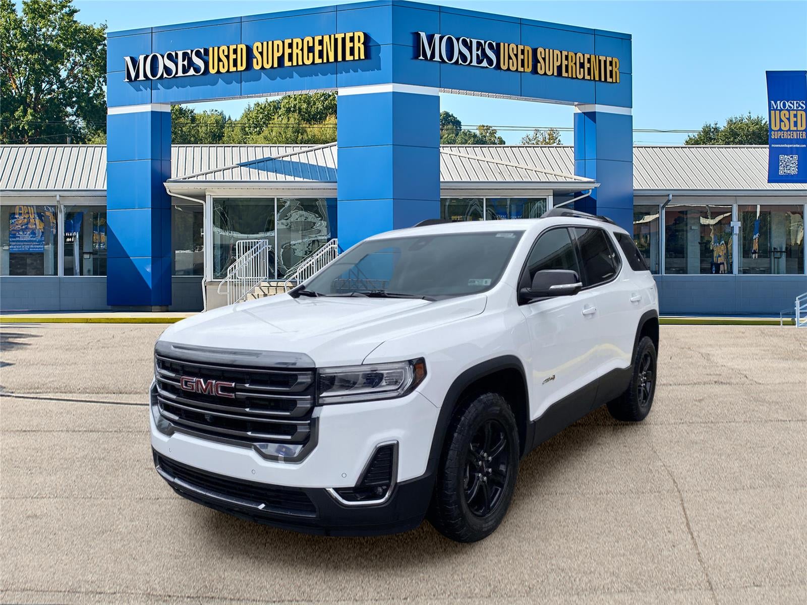 2023 GMC Acadia AT4