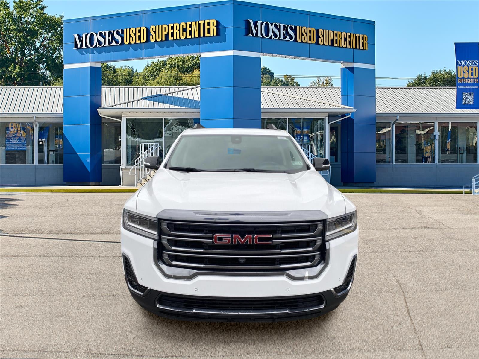 2023 GMC Acadia AT4