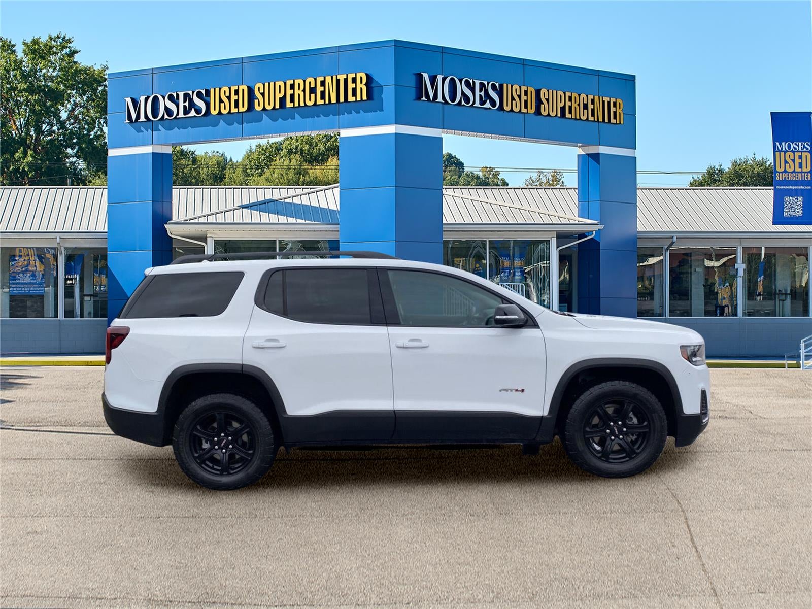 2023 GMC Acadia AT4