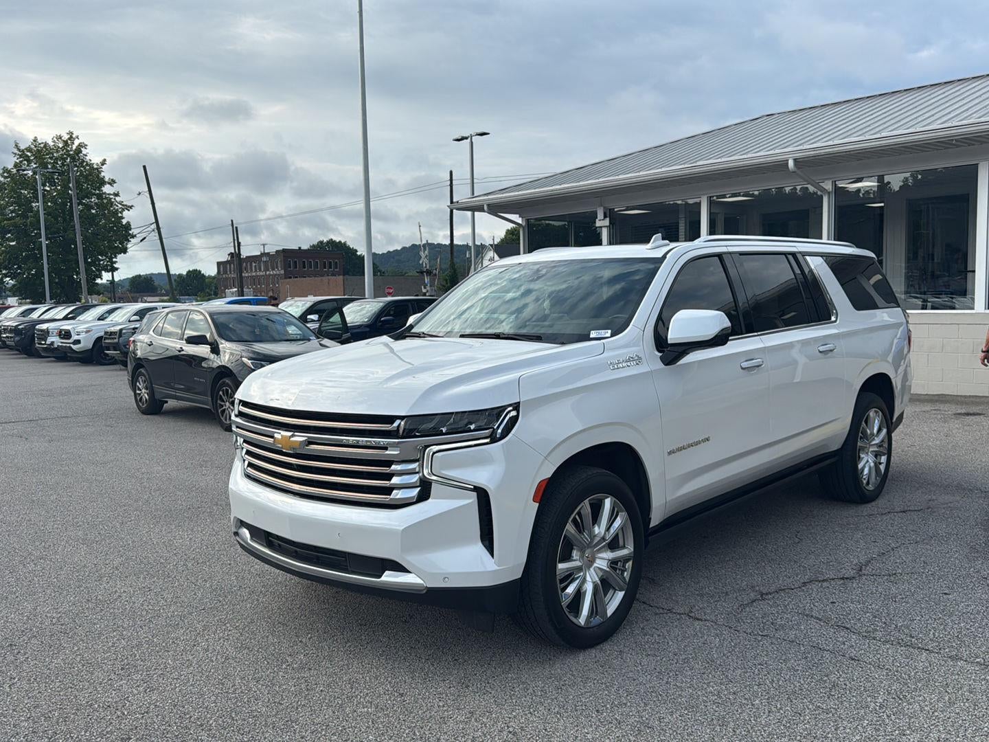 2021 Chevrolet Suburban High Country