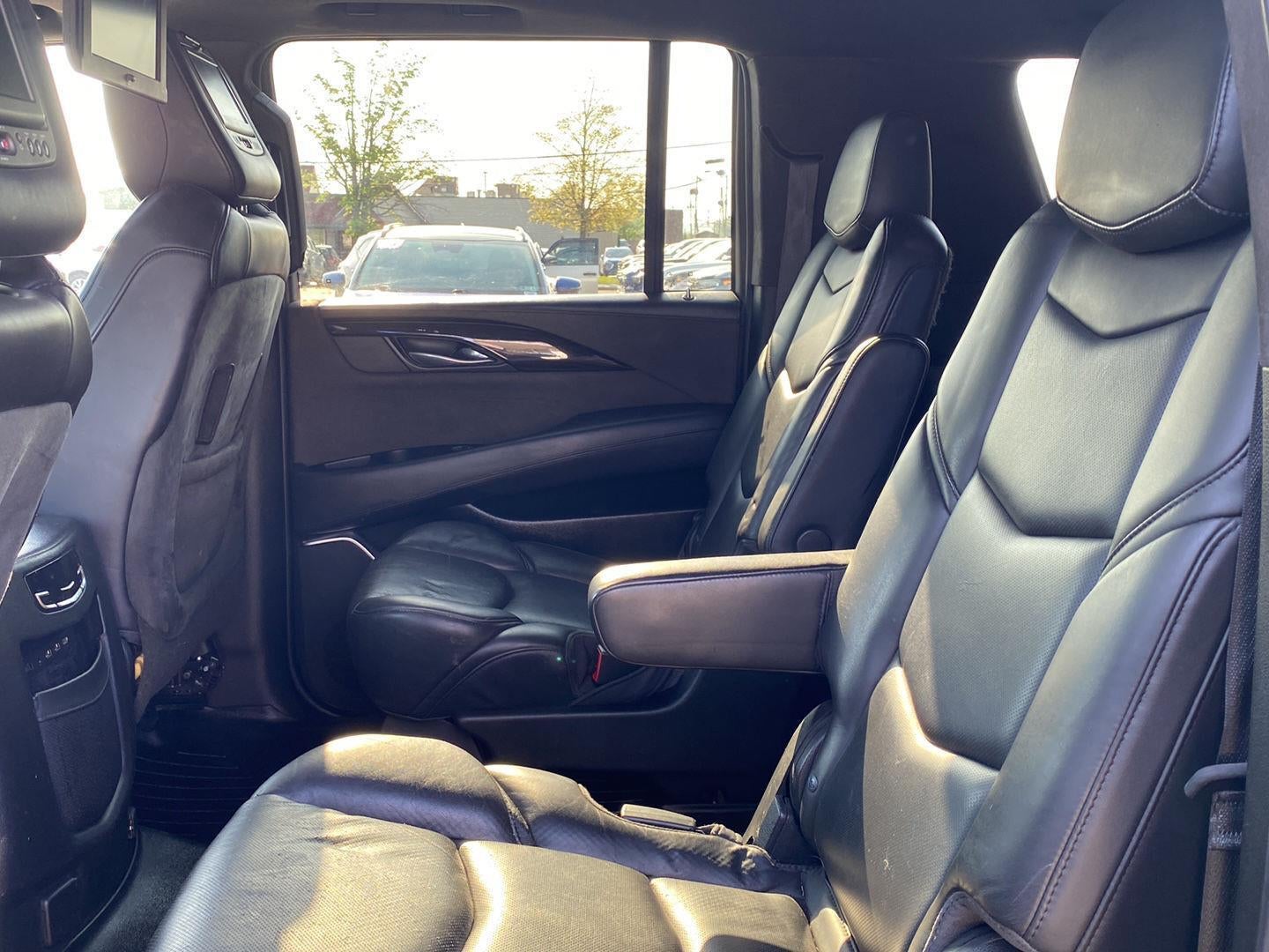 2018 Cadillac Escalade ESV Platinum