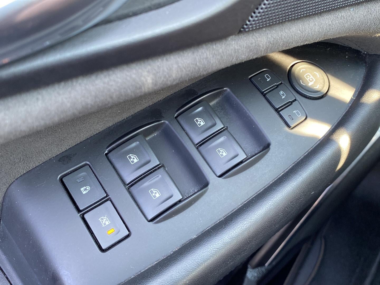 2018 Cadillac Escalade ESV Platinum