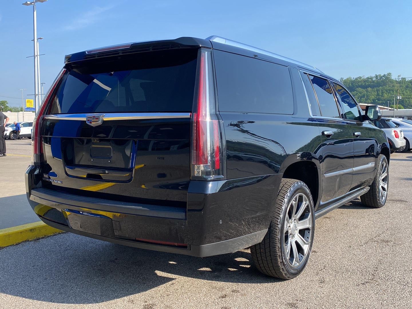 2018 Cadillac Escalade ESV Platinum