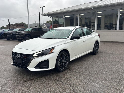 2025 Nissan Altima SR