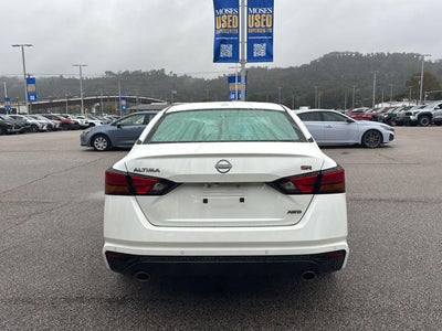 2025 Nissan Altima SR