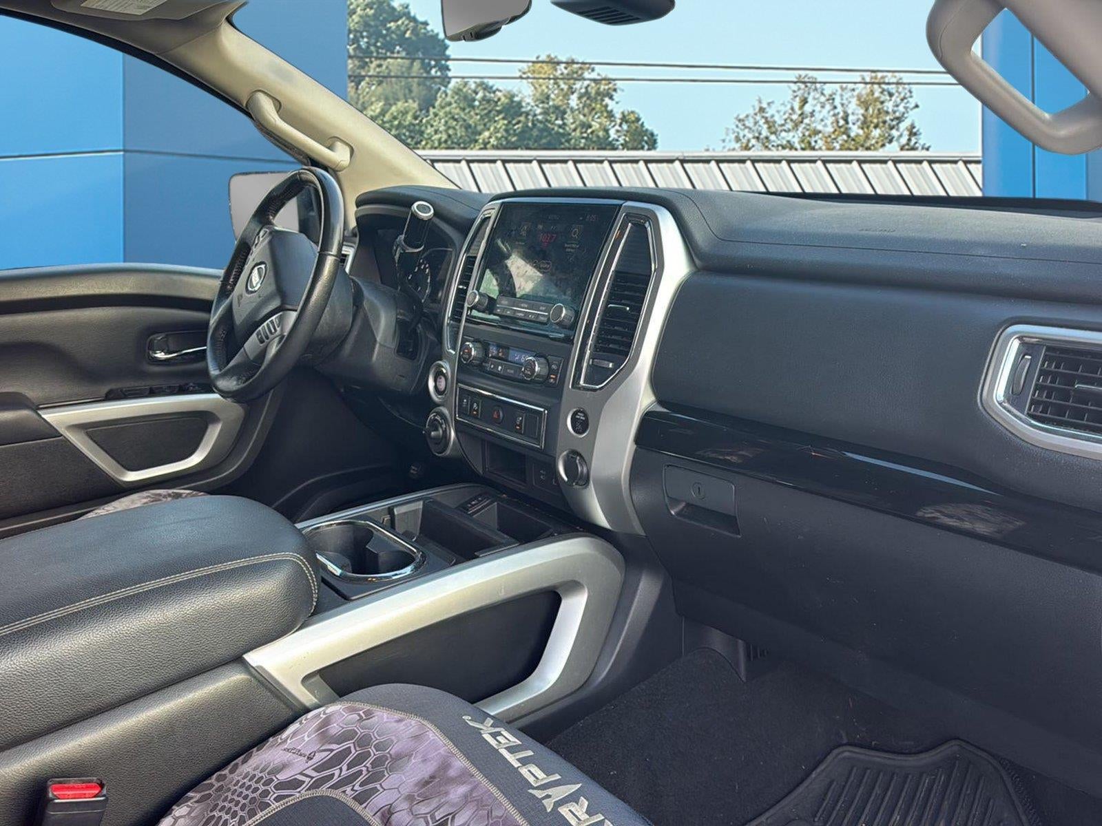2021 Nissan Titan SV