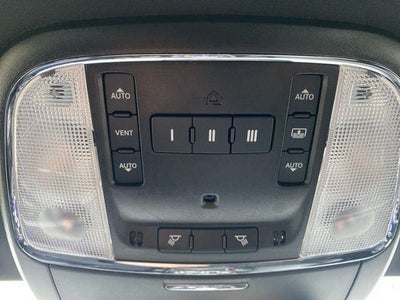 2023 Chrysler 300 300C