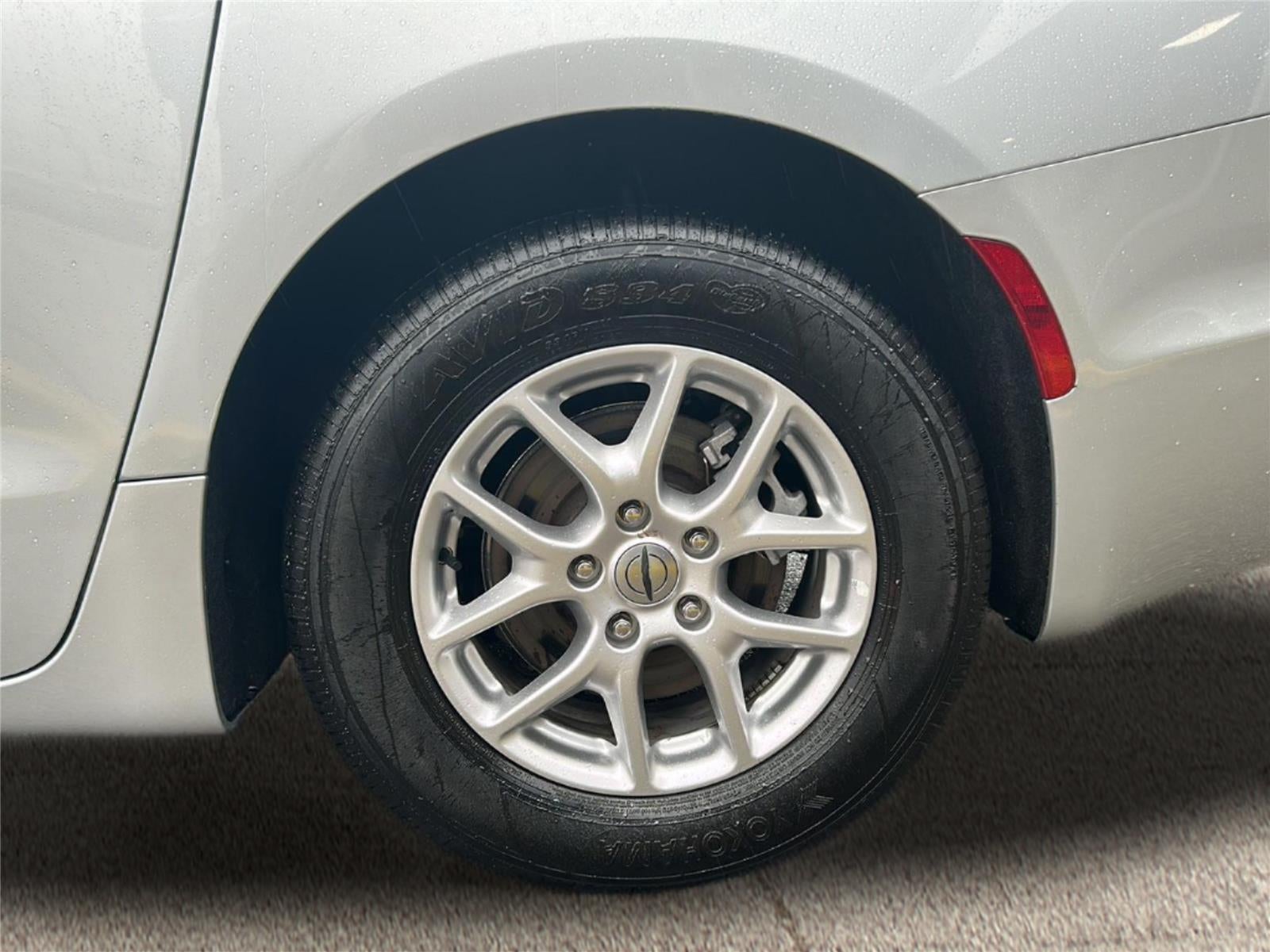 2024 Chrysler Pacifica Touring L