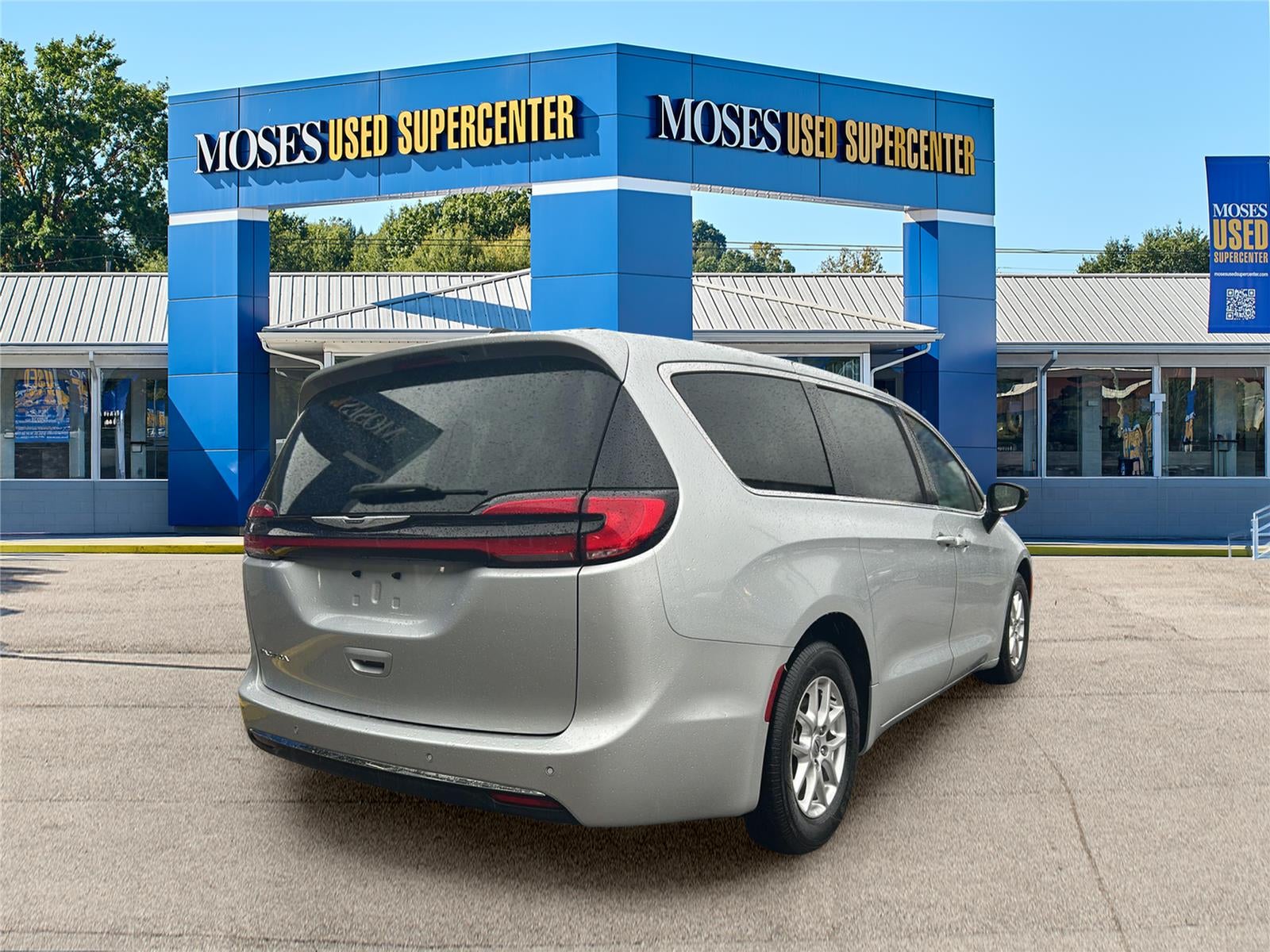 2024 Chrysler Pacifica Touring L