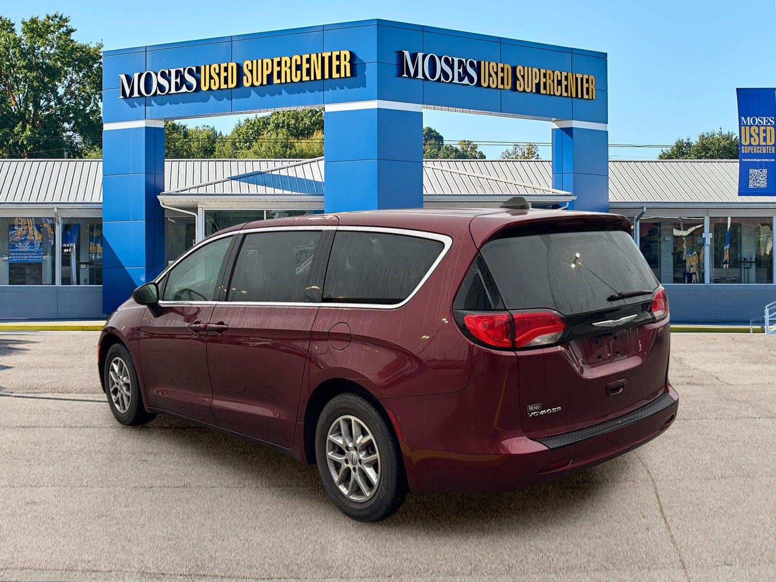 2023 Chrysler Voyager LX