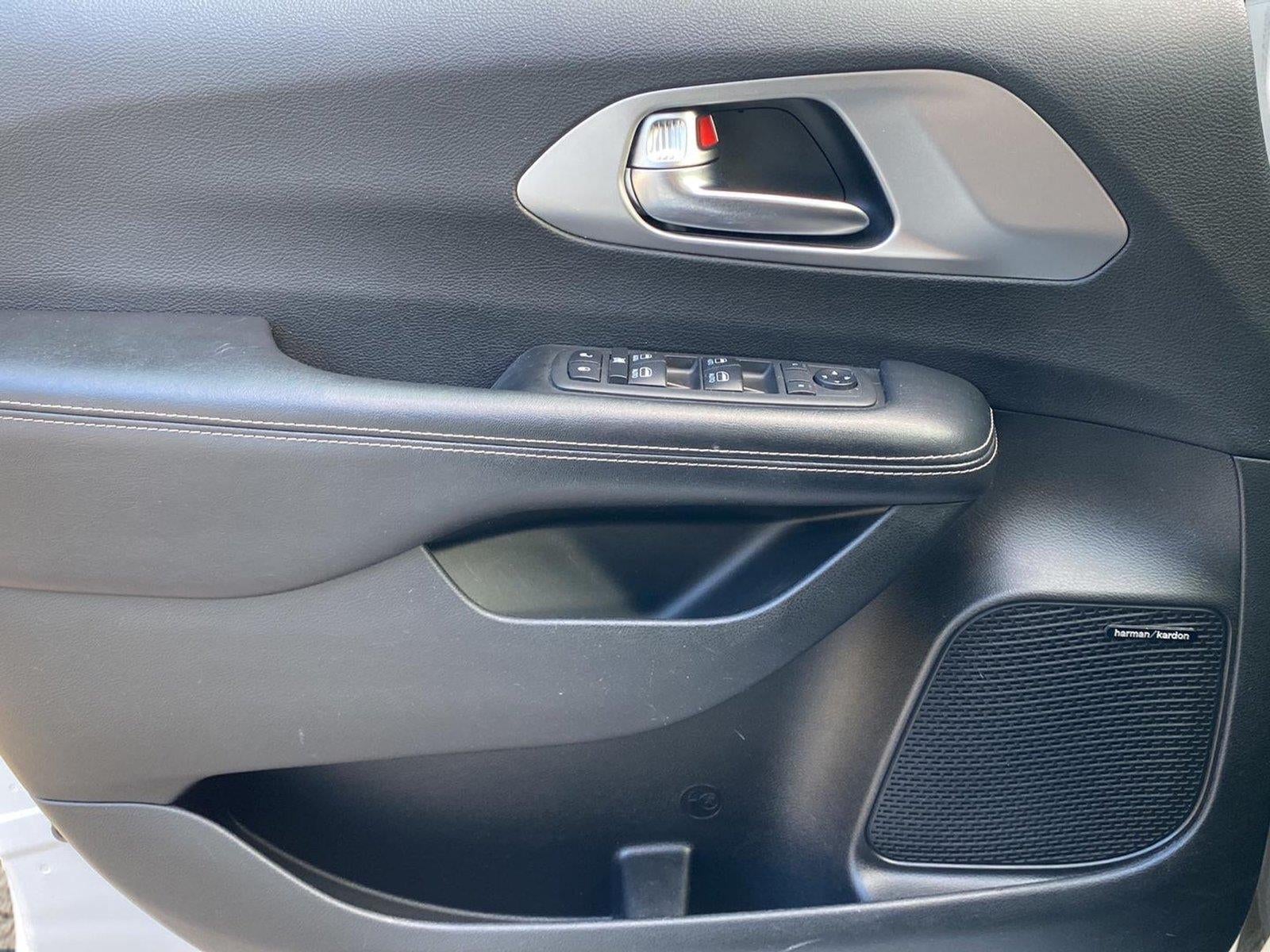 2019 Chrysler Pacifica Touring L Plus