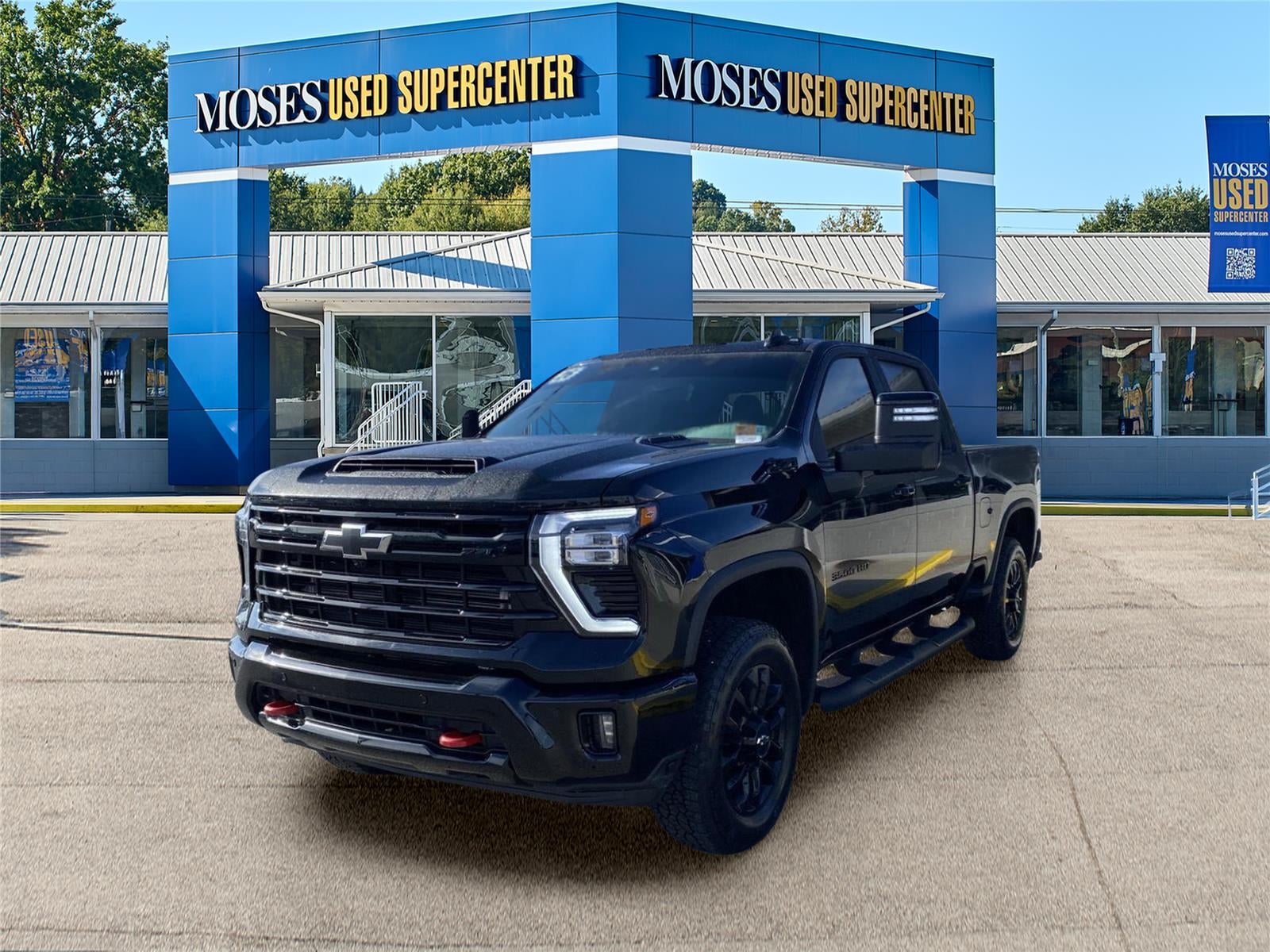 2026 Chevrolet Silverado HD LT 4WD Crew Cab Standard Box SRW's photo