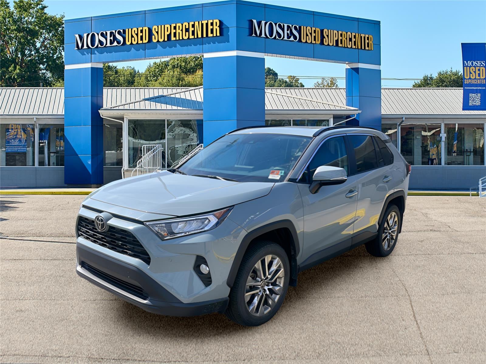 2021 Toyota RAV4 XLE Premium AWD's photo