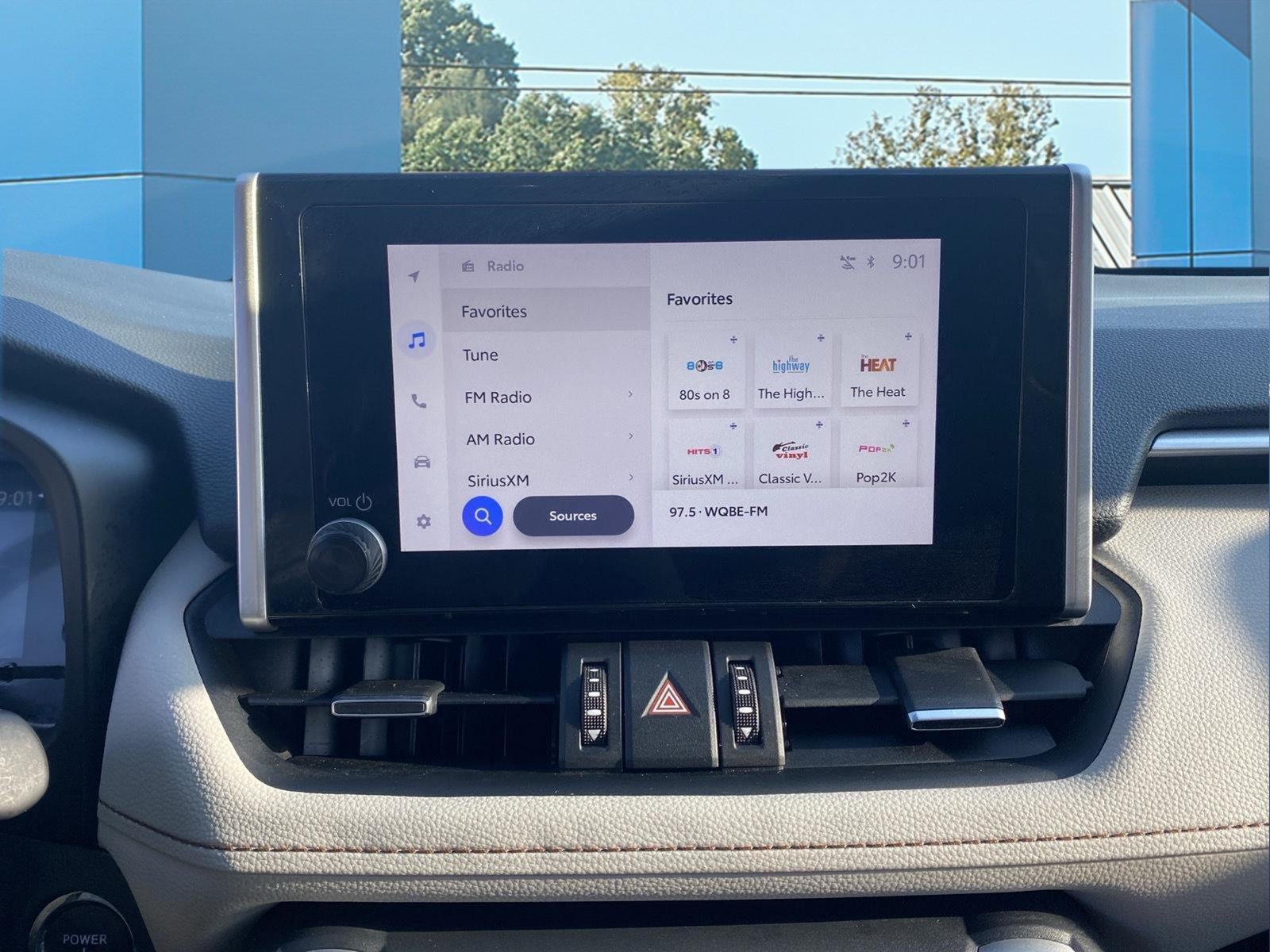 2025 Toyota RAV4 Hybrid XLE Premium