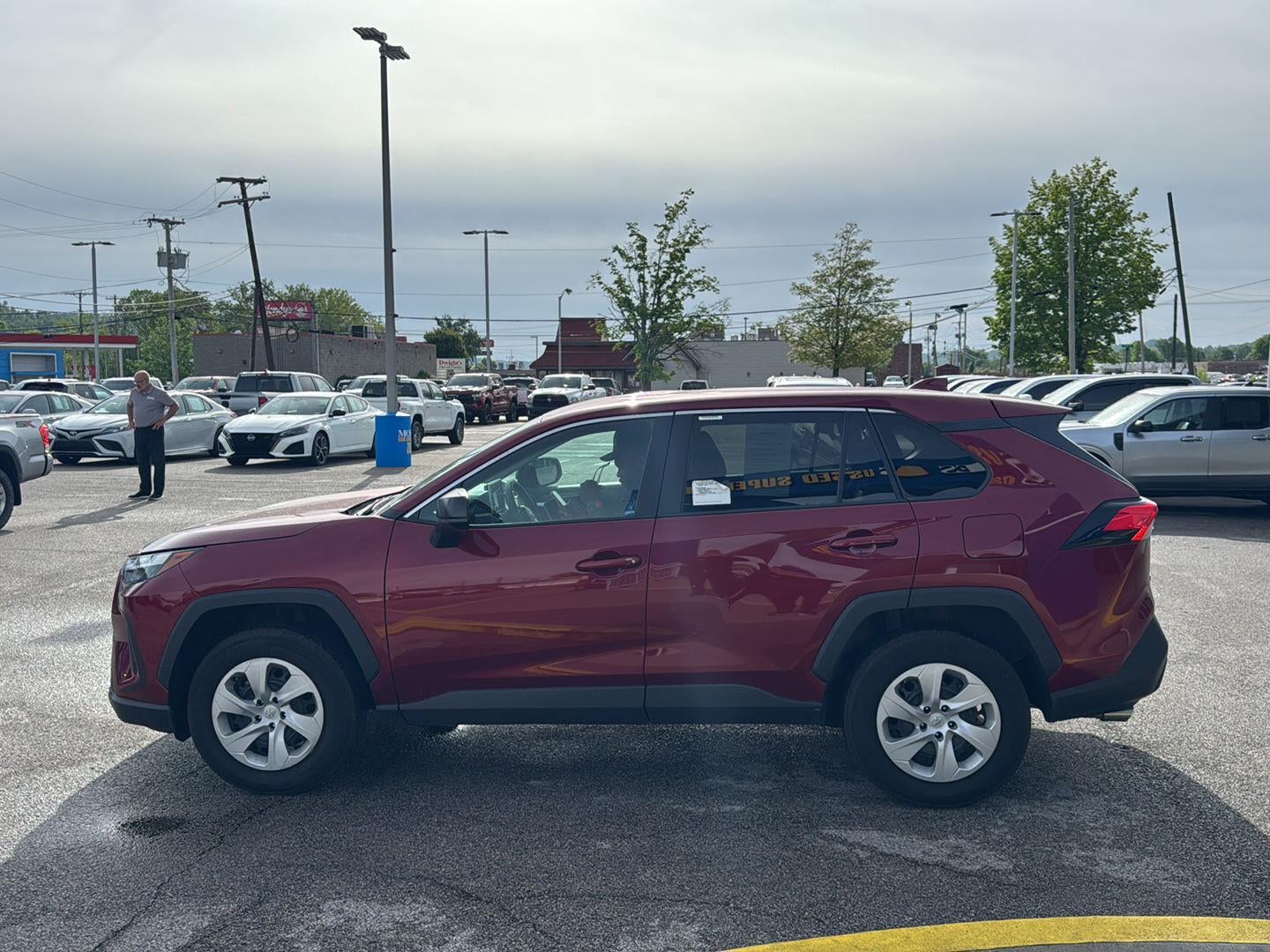 2024 Toyota RAV4 LE