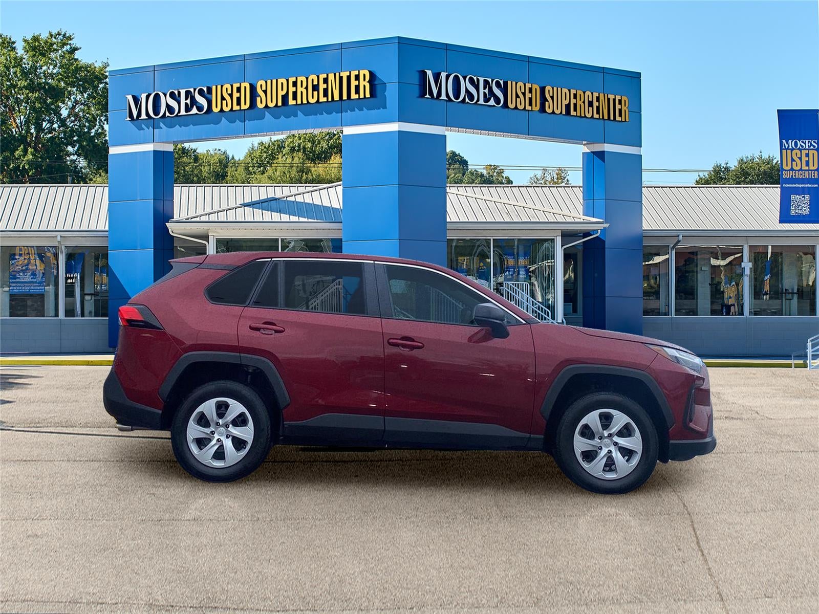 2024 Toyota RAV4 LE