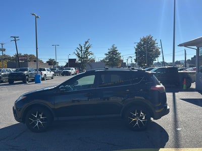 2017 Toyota RAV4 SE