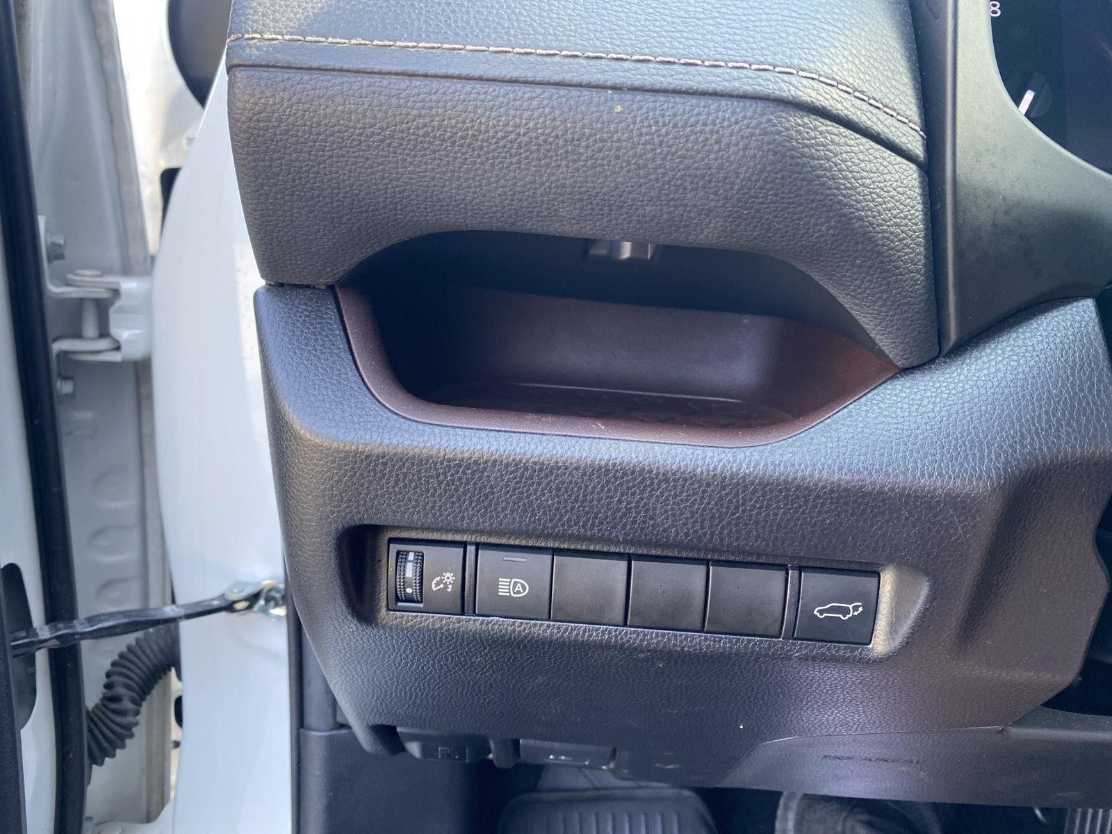 2020 Toyota RAV4 Limited