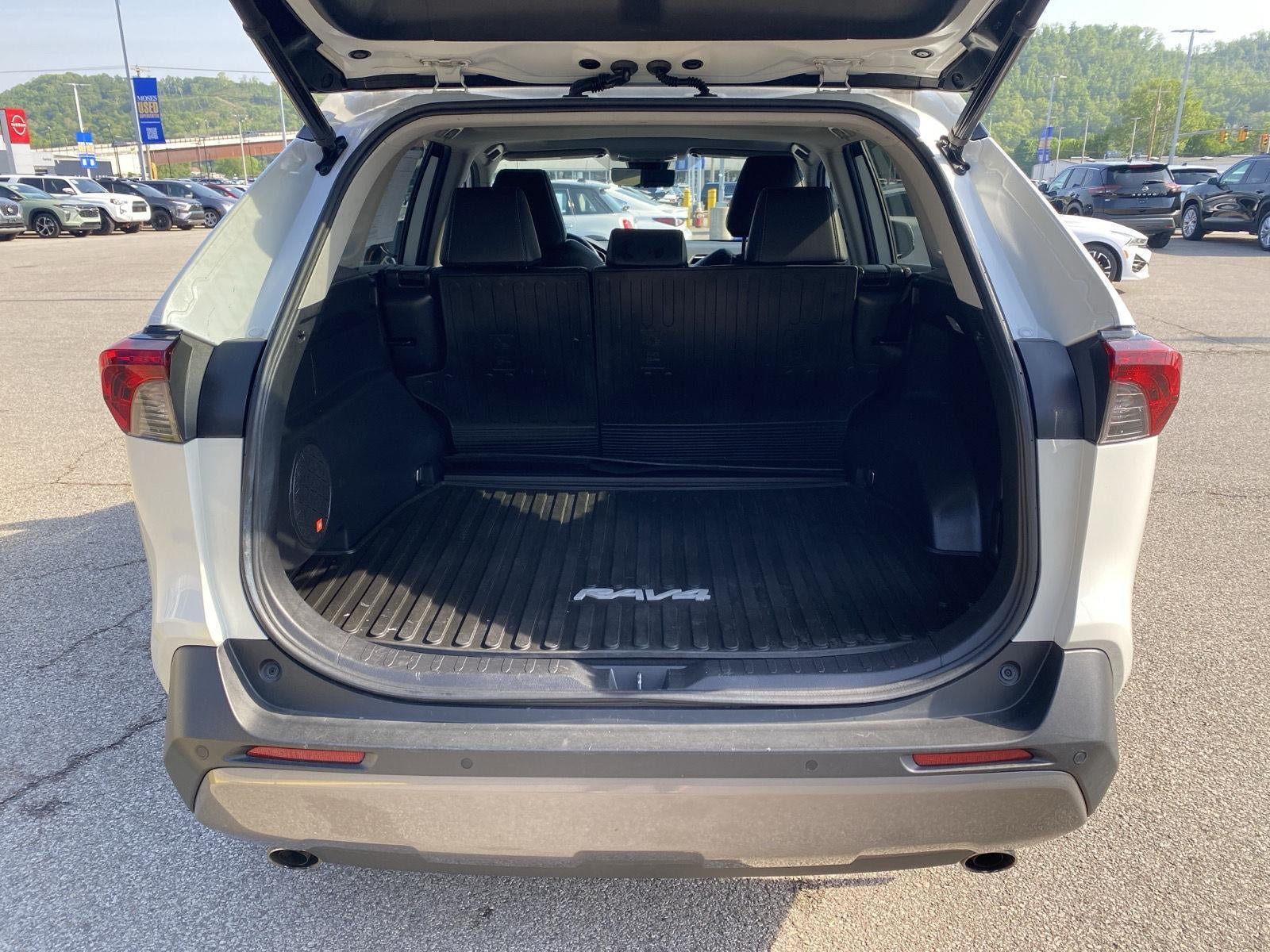 2020 Toyota RAV4 Limited