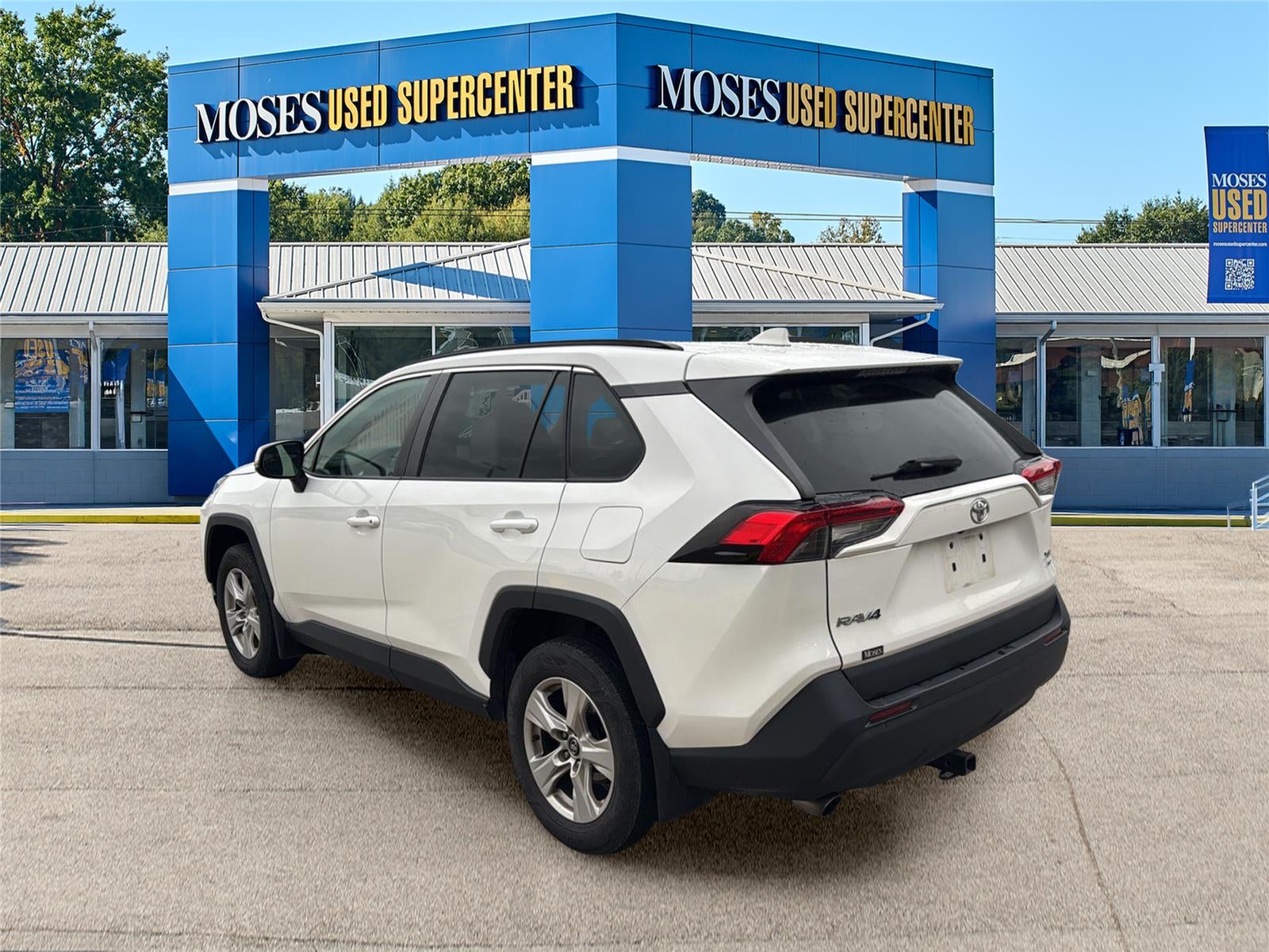 2021 Toyota RAV4 XLE