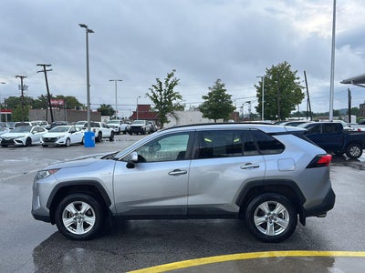 2020 Toyota RAV4 Hybrid XLE
