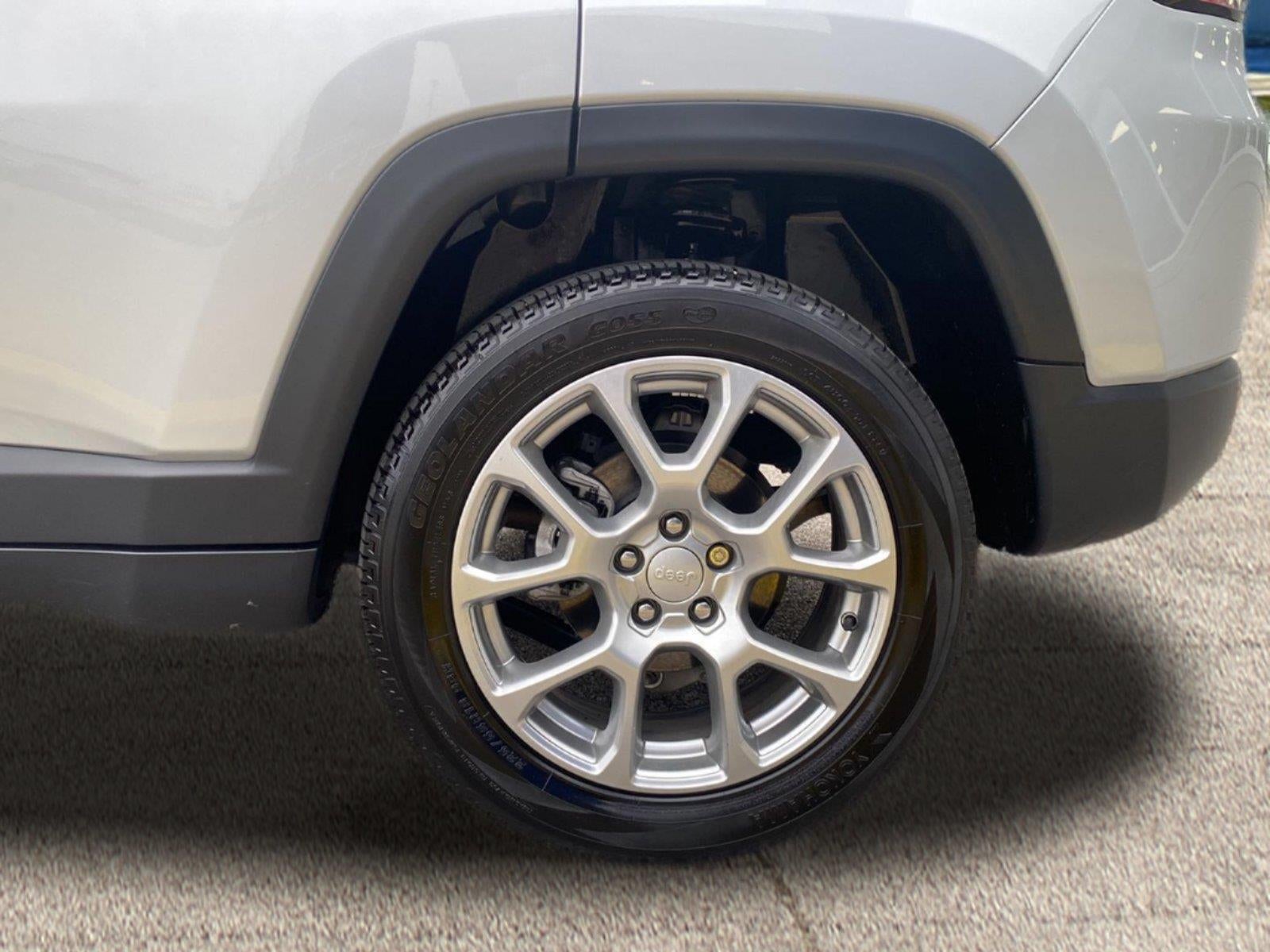 2024 Jeep Compass Latitude Lux
