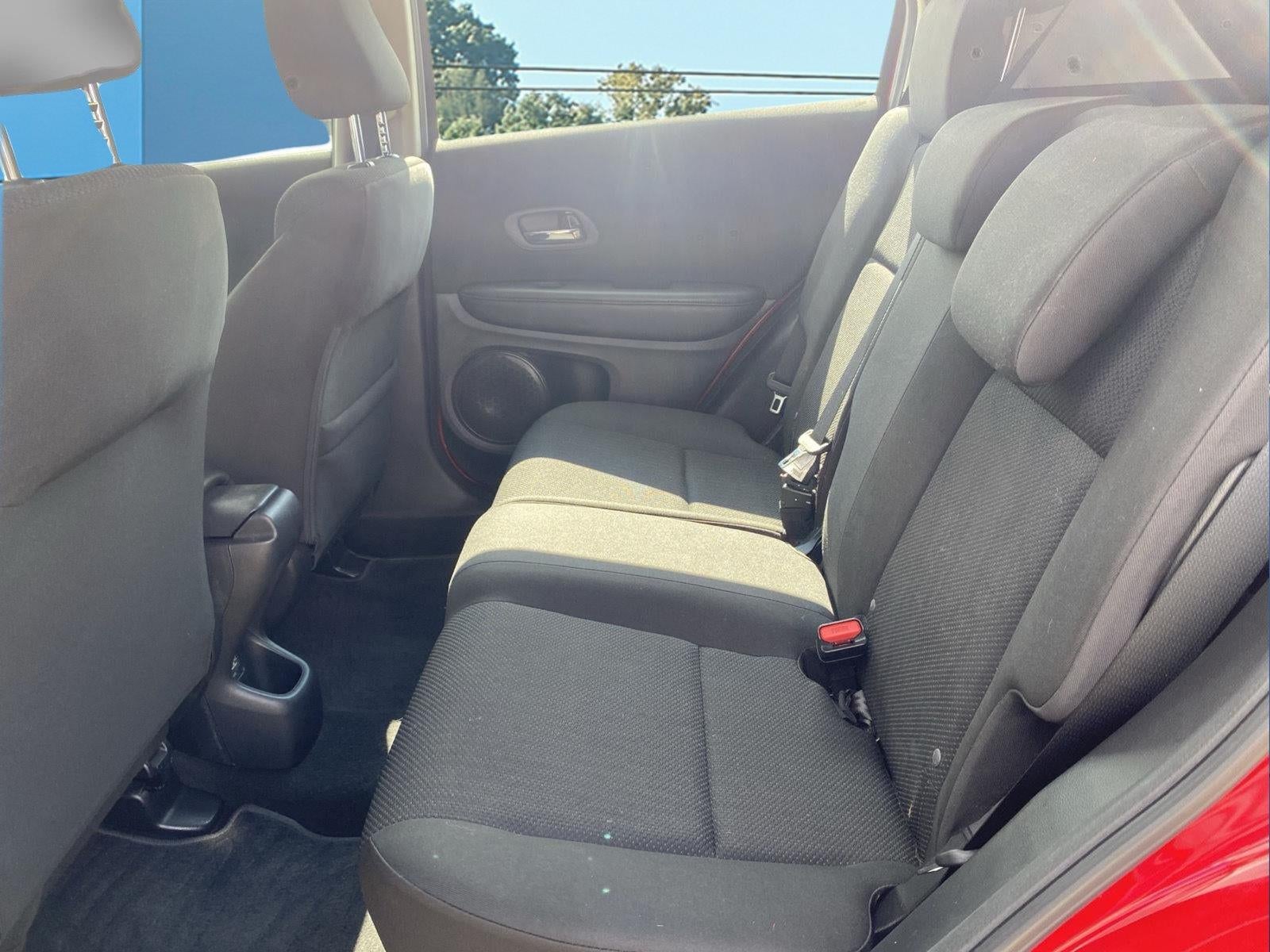 2017 Honda HR-V LX - Photo 11