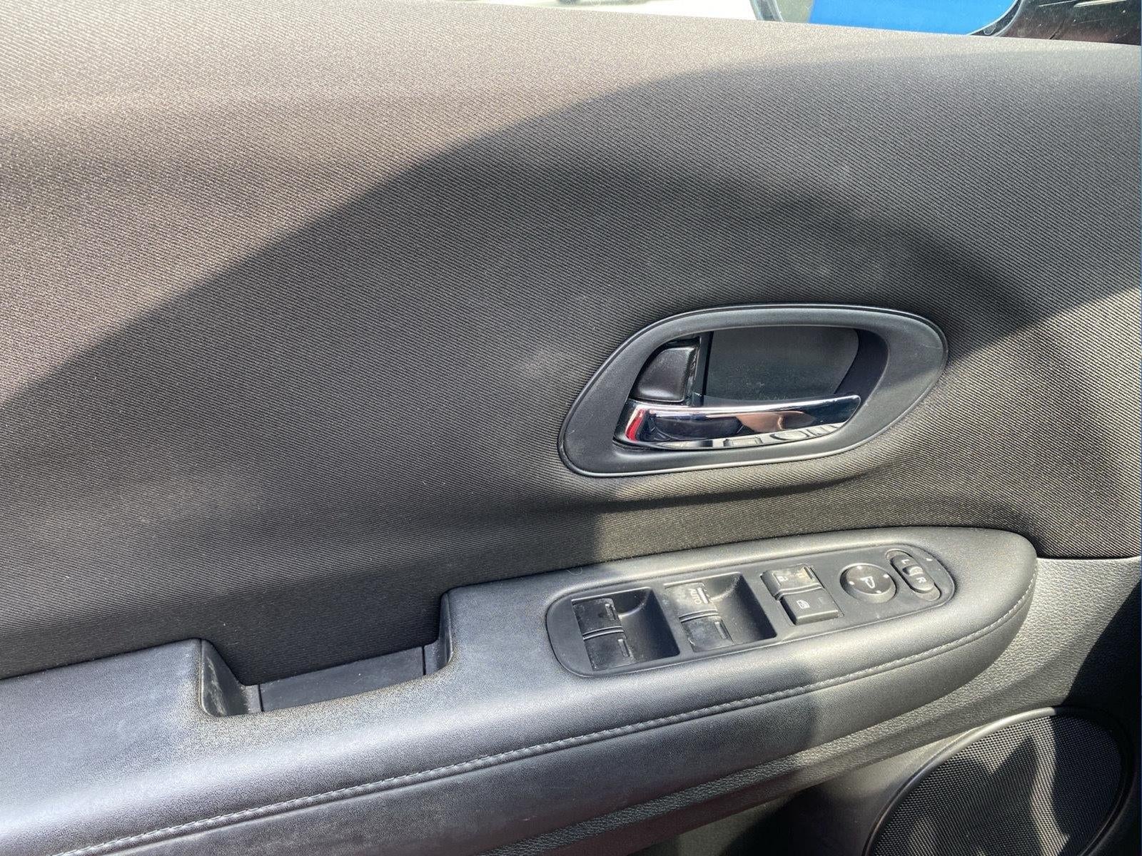 2017 Honda HR-V LX - Photo 24