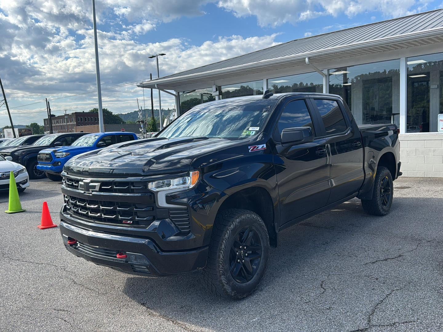 2024 Chevrolet Silverado 1500 LT Trail Boss