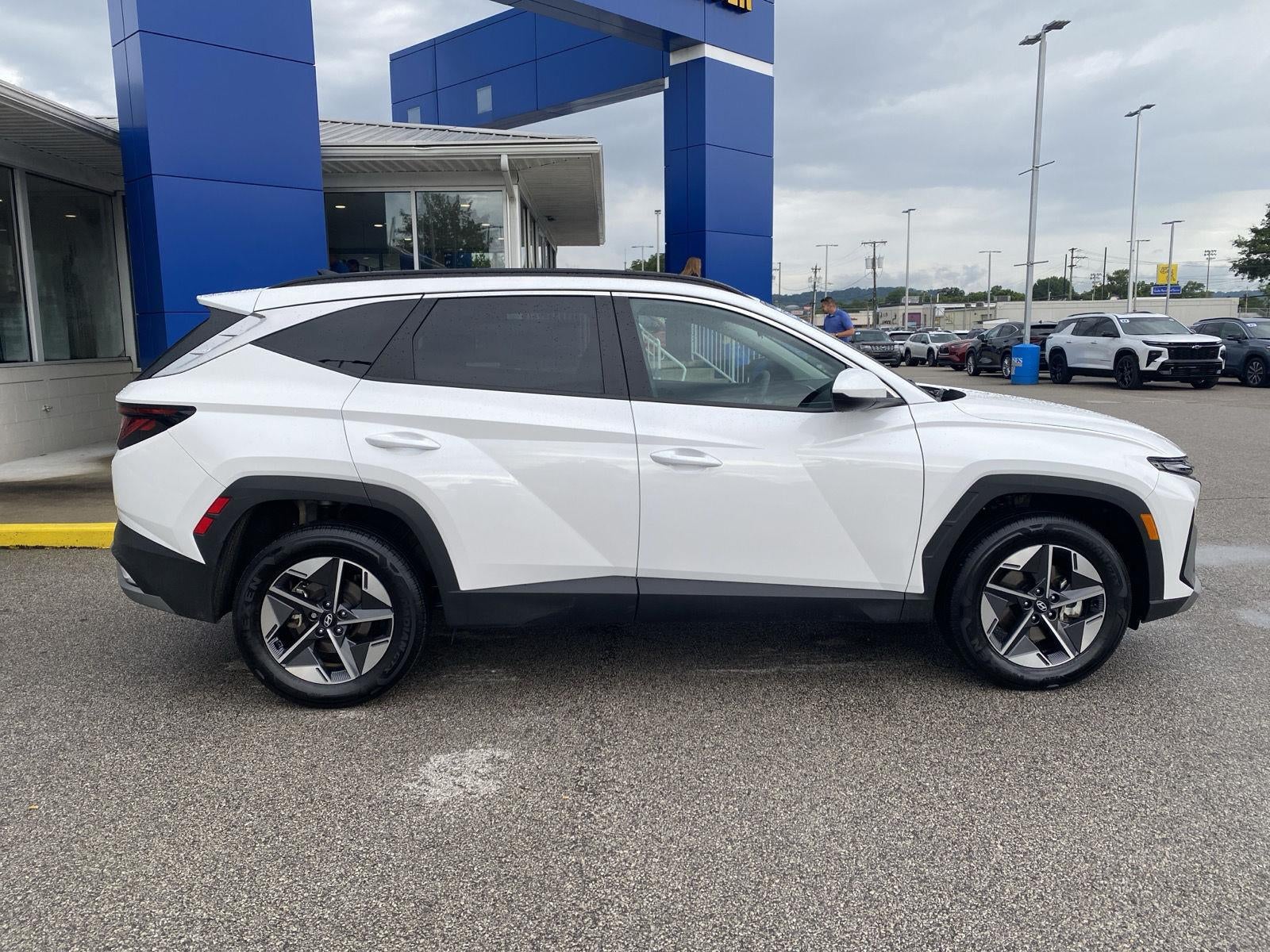 2025 Hyundai Tucson SEL