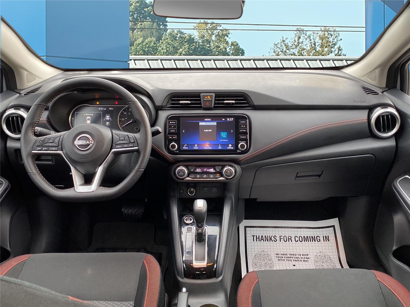 2025 Nissan Versa SR