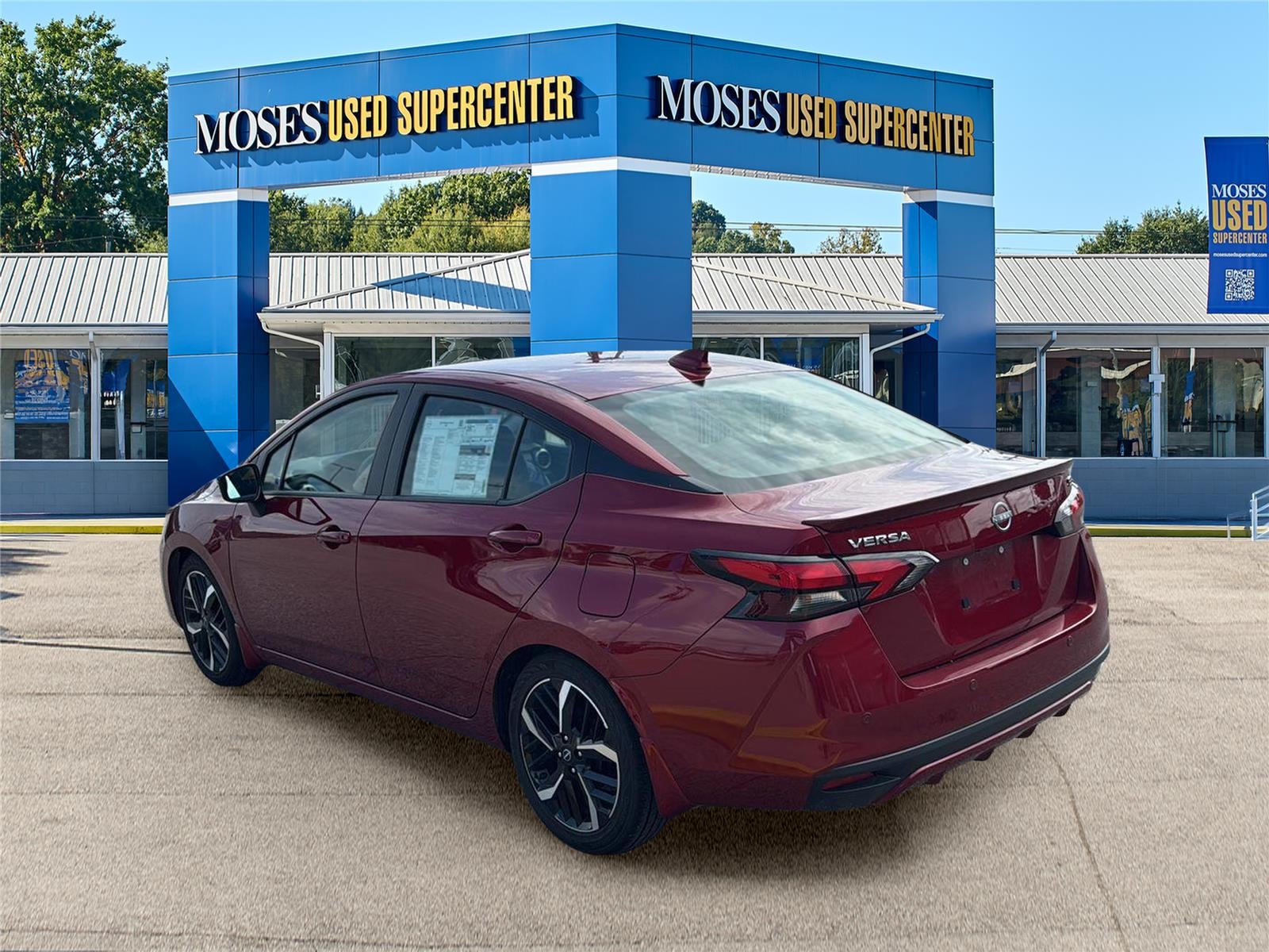 2025 Nissan Versa SR