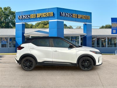 2022 Nissan Kicks SR