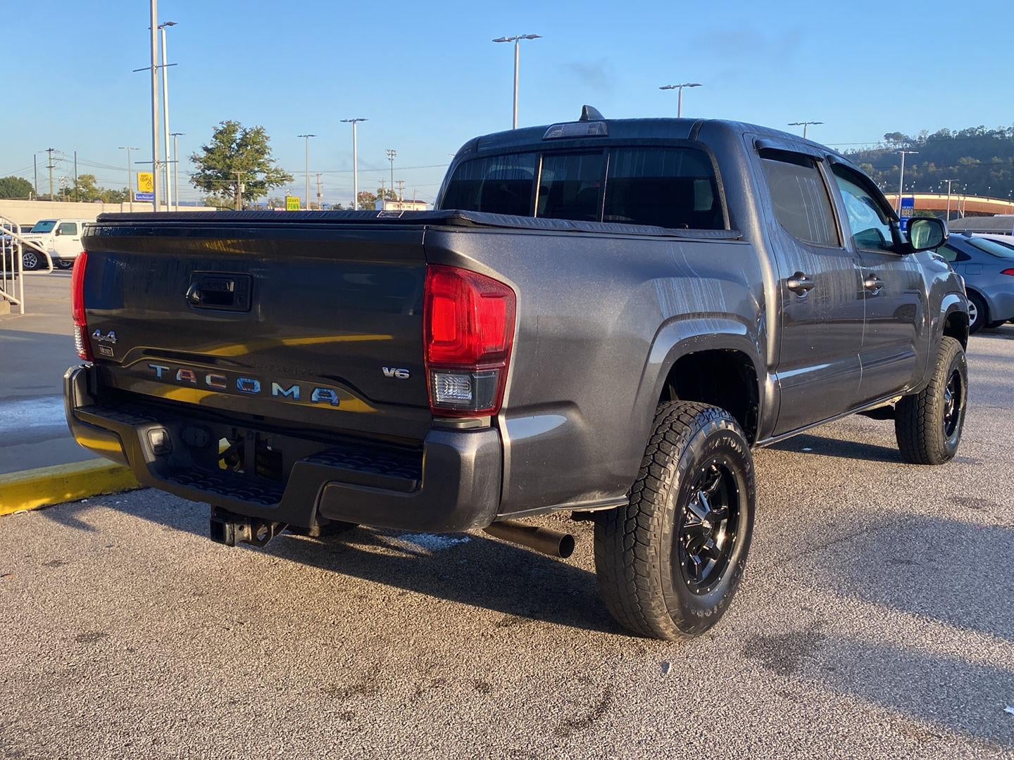 2023 Toyota Tacoma SR V6