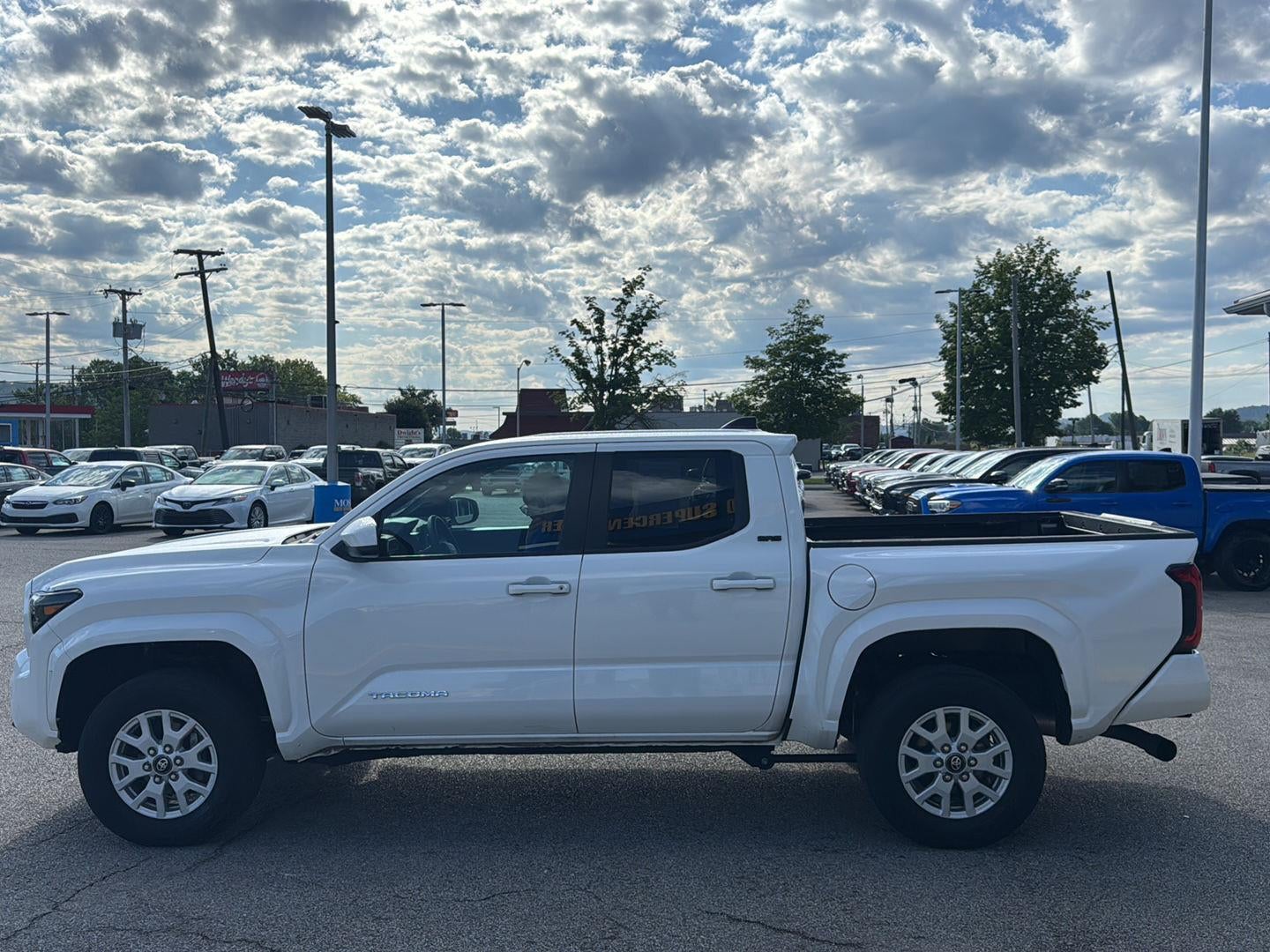 2024 Toyota Tacoma SR5