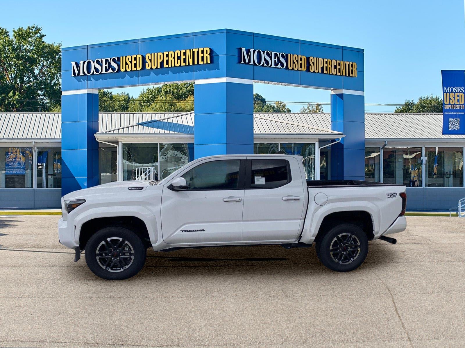 2025 Toyota Tacoma TRD Sport HV