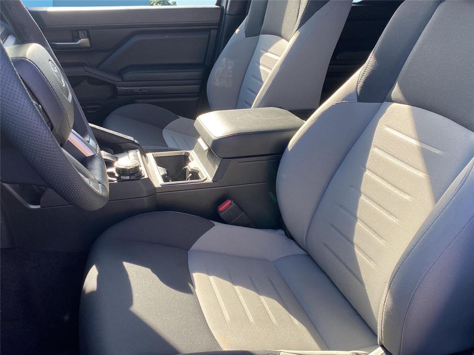 2025 Toyota Tacoma TRD Sport HV