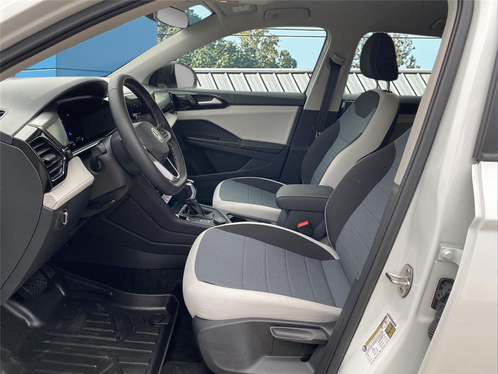2025 Volkswagen Taos S