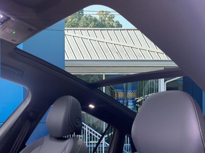 2025 Volkswagen Tiguan SE R-Line Black