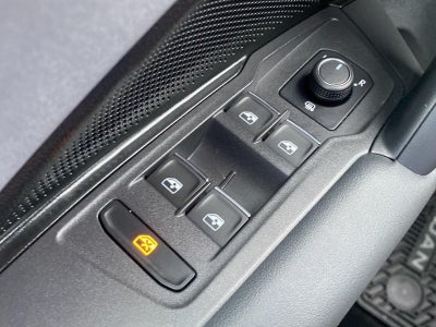 2025 Volkswagen Tiguan SE R-Line Black